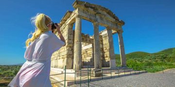 10 Must-Have Sony Cameras for Travel Photography in 2023 1 Expert advice for everyday products and services, so that you make the best purchase decisions for your needs. Capture Memories That Last a Lifetime: Unleash the Power of Sony Cameras for Your Travel Photography Needs